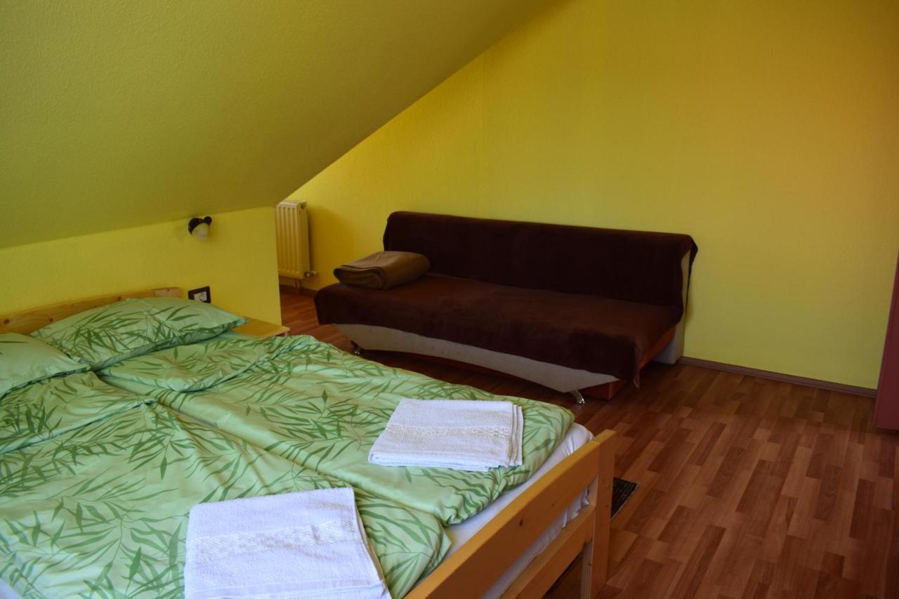 Gamma Pension Praid Buitenkant foto