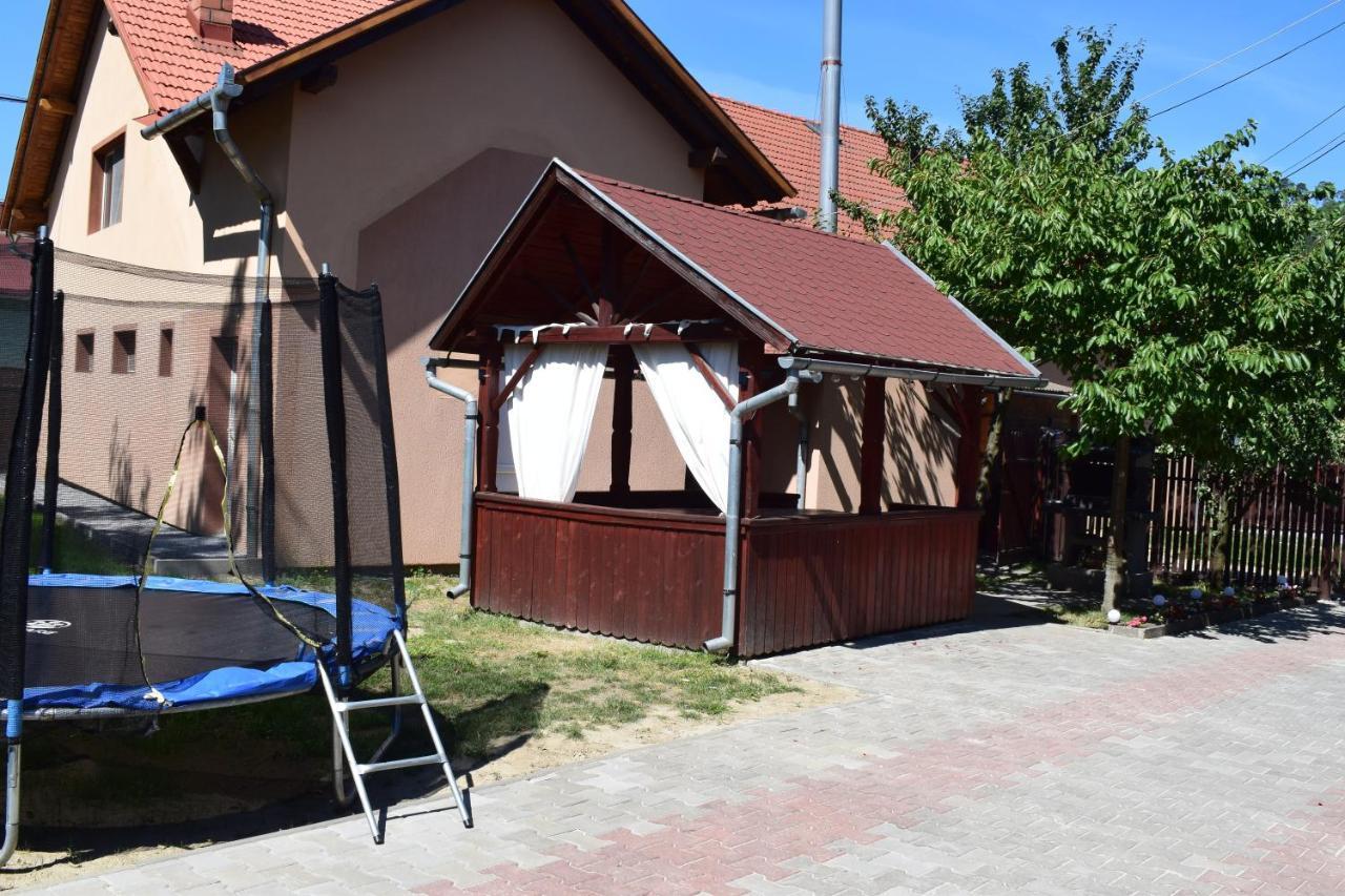 Gamma Pension Praid Buitenkant foto